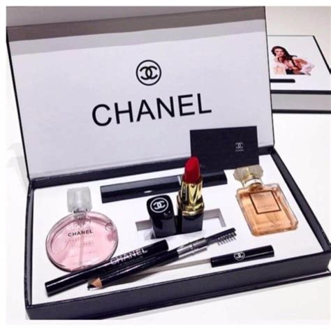 chanel lipstick gift set